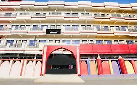 Super Townhouse Divyanagar Formerly Shivam Grand Ranidiha Tiraha